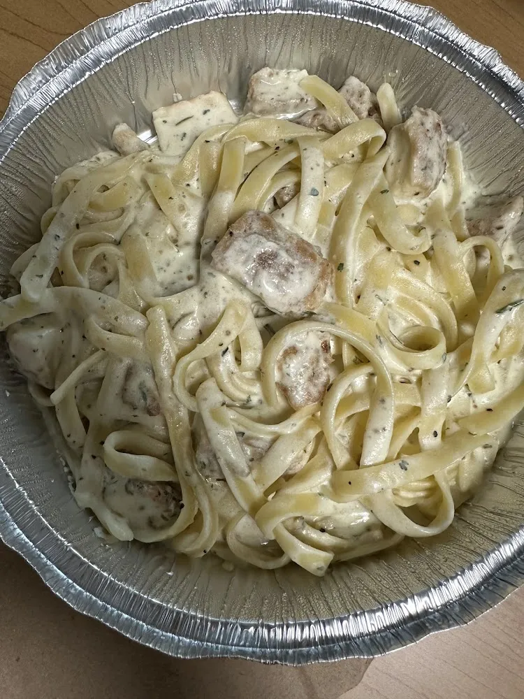 Fettuccine Alfredo with Chicken